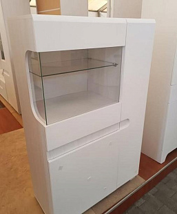 Шкаф с витриной МН-026-03