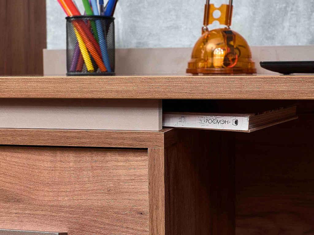 Стол письменный   84